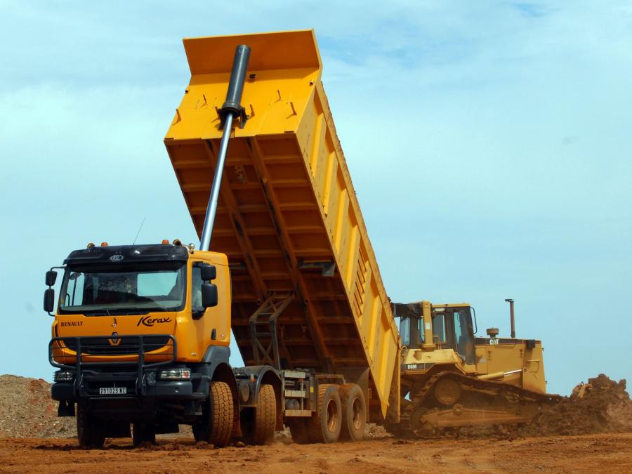  Renault Kerax 8x4 Tipper 1996 года  (фото 13 из 25)